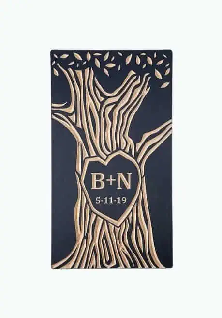 Product Image of the Personalized Tree Wood Carving