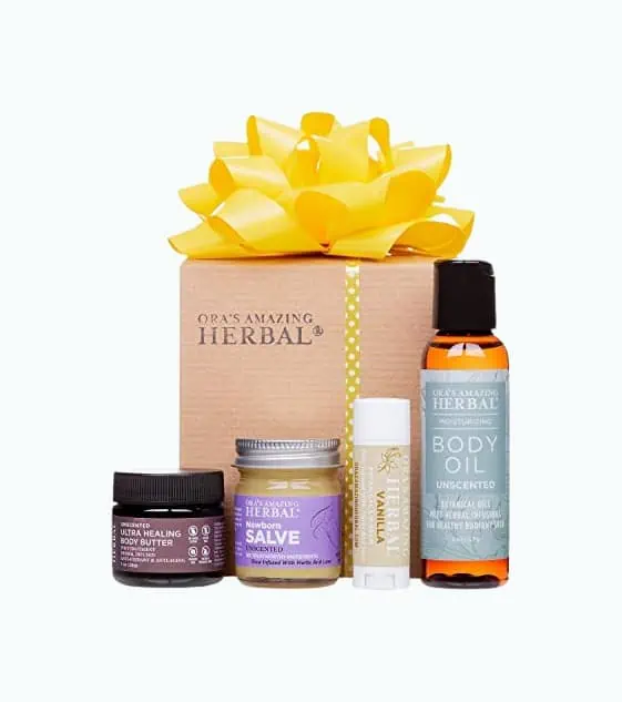 Product Image of the Postpartum Skin Care Set
