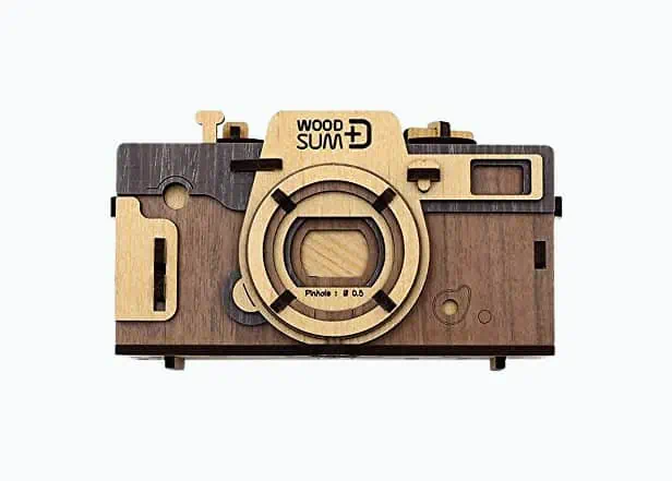 Product Image of the Retro Camera DIY Puzzle Kit