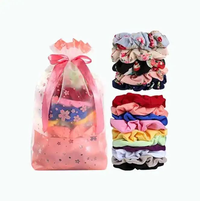 Product Image of the Set Of Hair Scrunchies