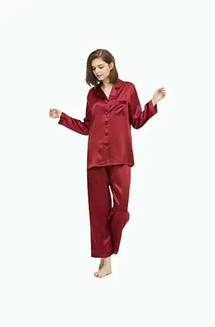 Product Image of the Silk Pajama Set