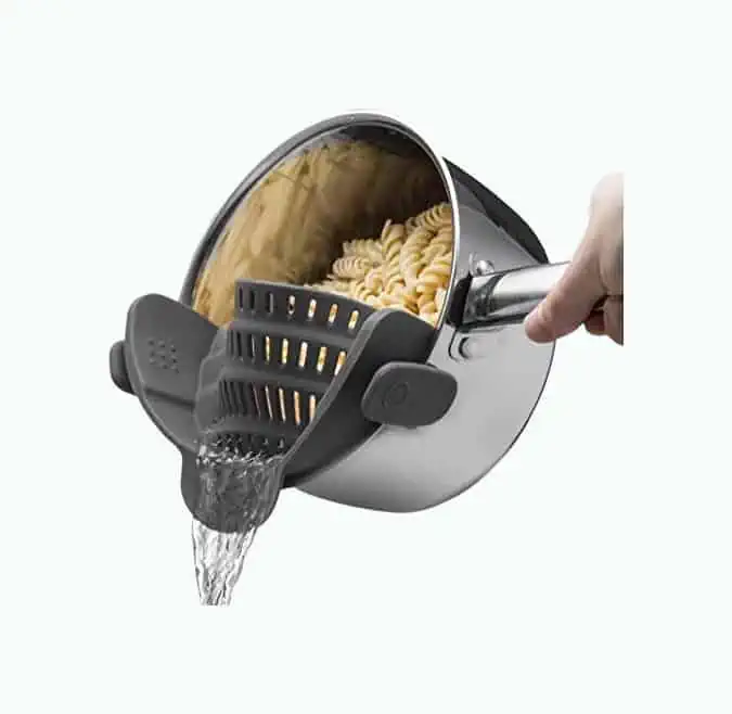 Product Image of the Snap N Strain Pot Strainer