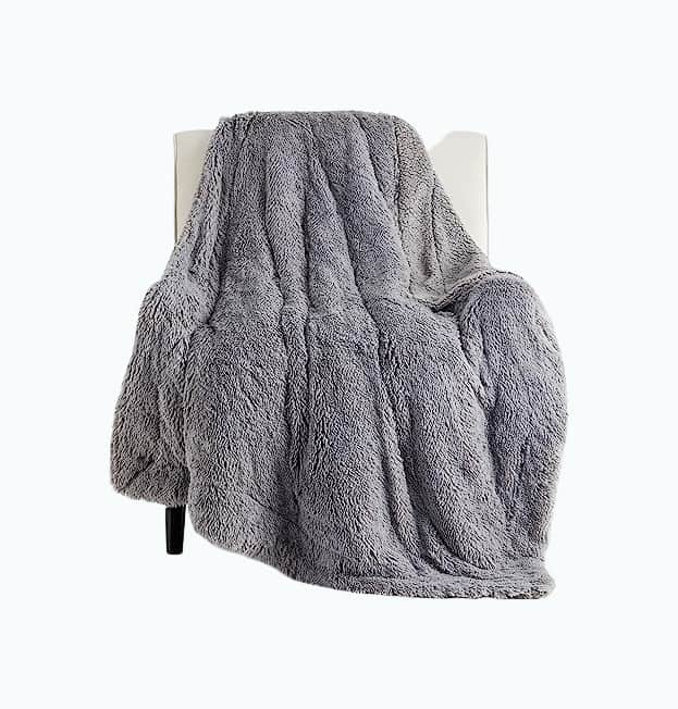 Product Image of the Soft Fuzzy Faux Fur Throw Blanket