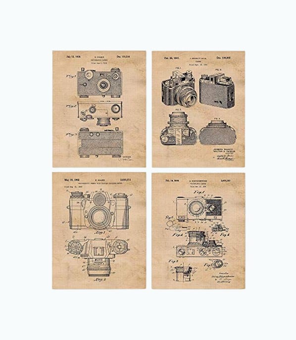 Product Image of the Vintage Camera Print Set