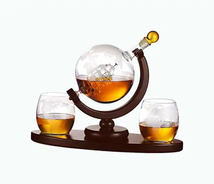 Product Image of the Whiskey Decanter Globe Set