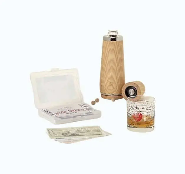 Product Image of the Whiskey & History Mother's Day Gift Set