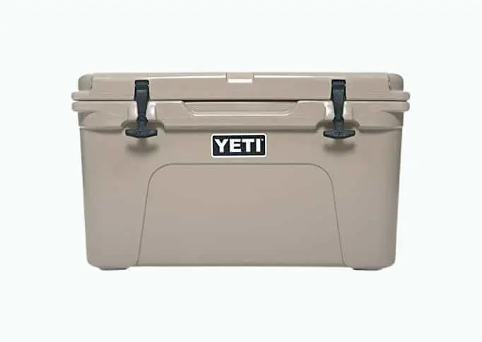 Product Image of the YETI Tundra 45 Cooler